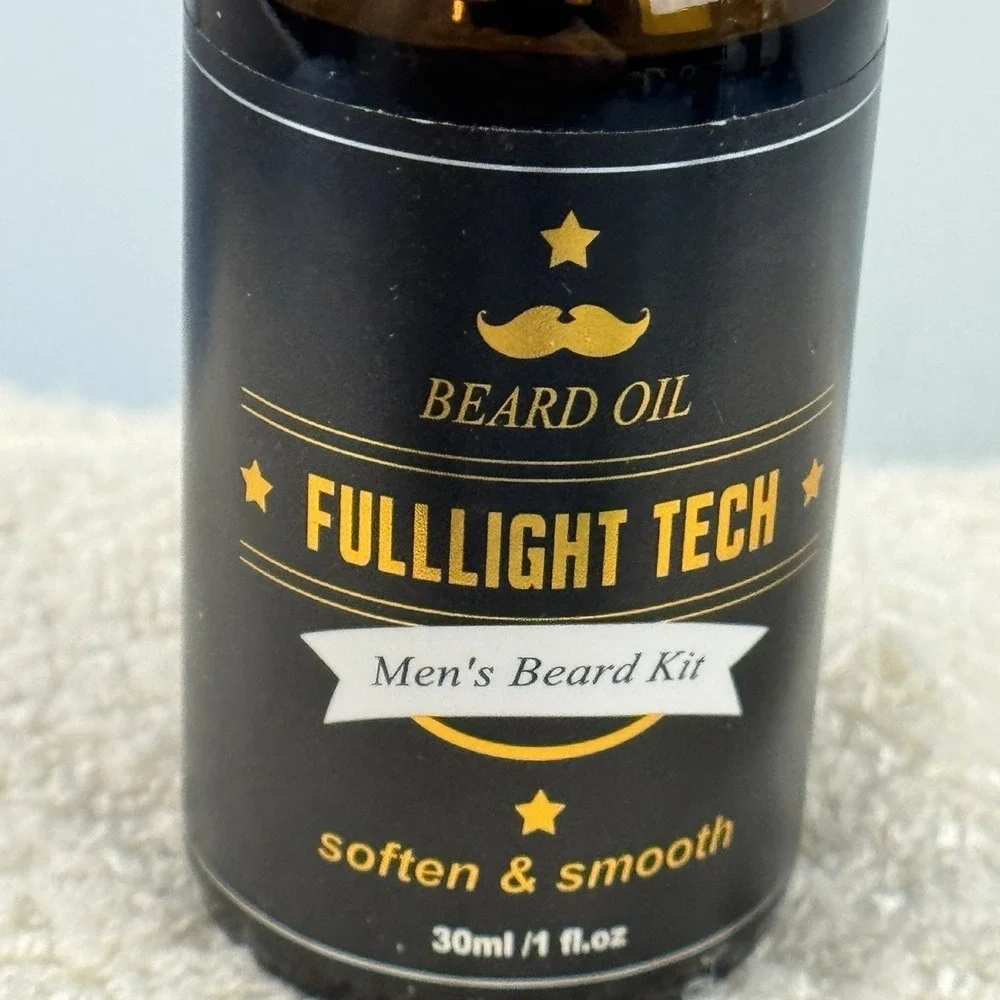 Beard Care Set with Wash Conditioner Oil Beard Trimming Cape Comb Lot of 5 New